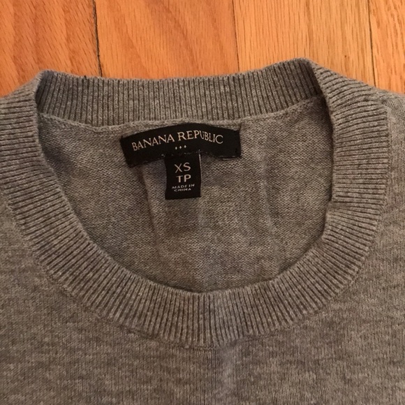 Banana Republic dog sweater - Picture 2 of 2